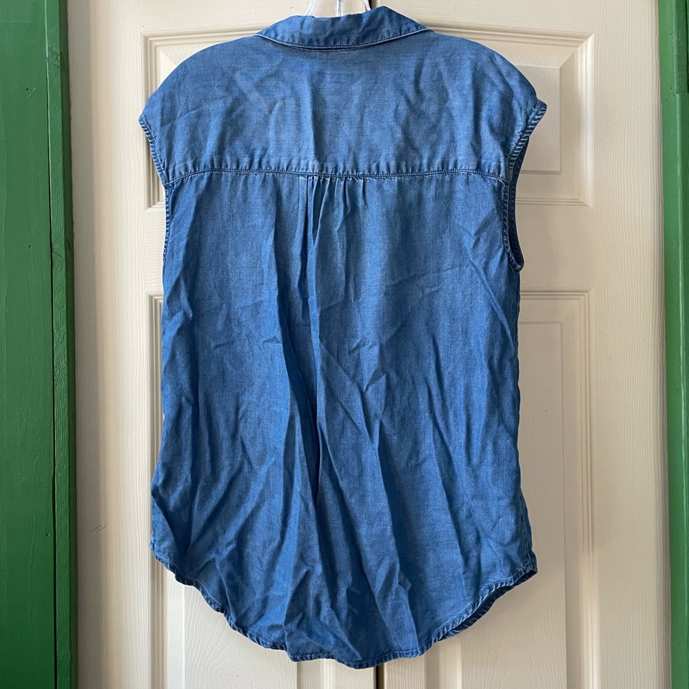 Merona Blue Sleeveless Denim Top - Picture 5 of 9